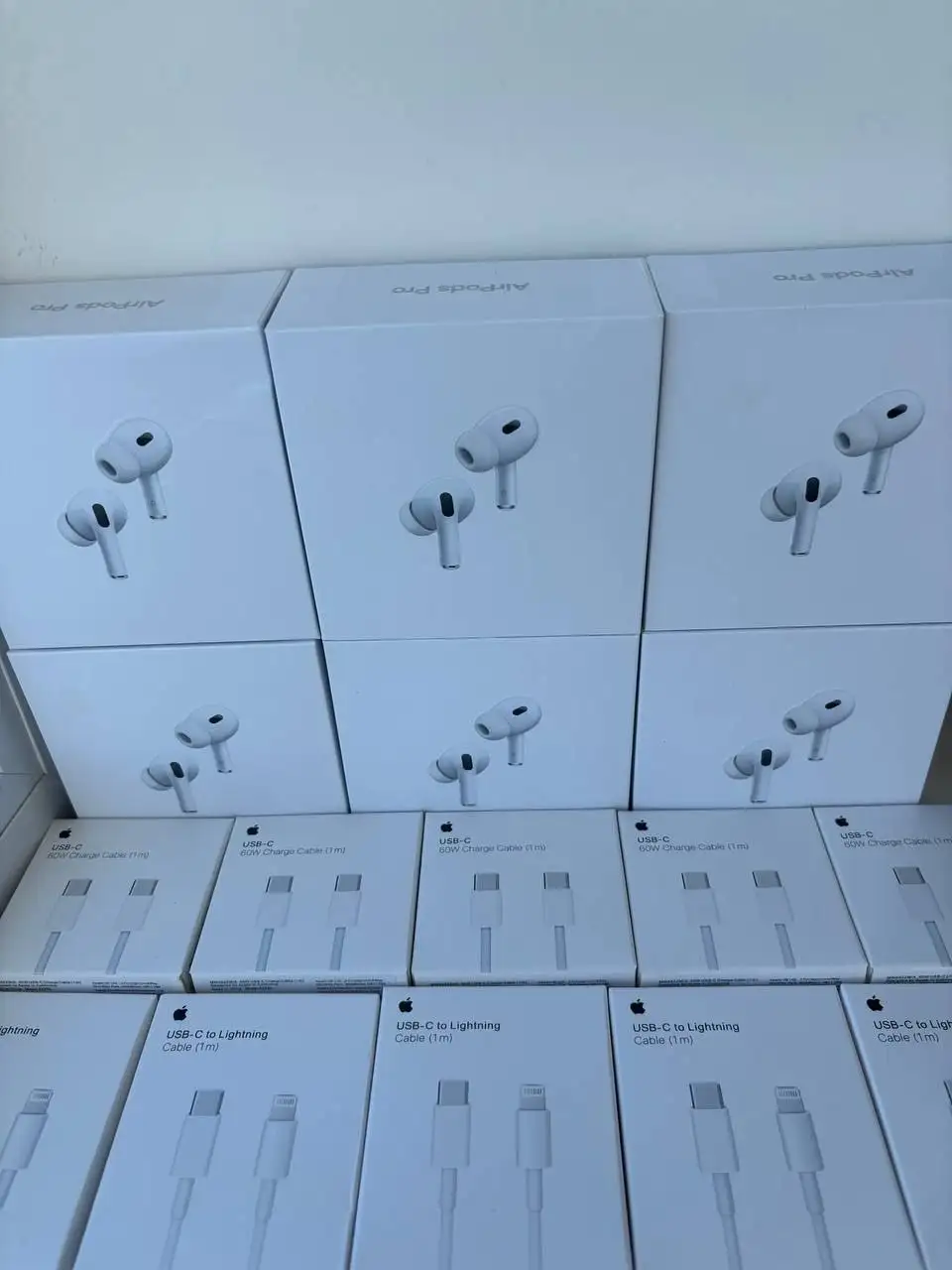 AirPods Pro 2 - Наушники (Электроника) в Астрахань