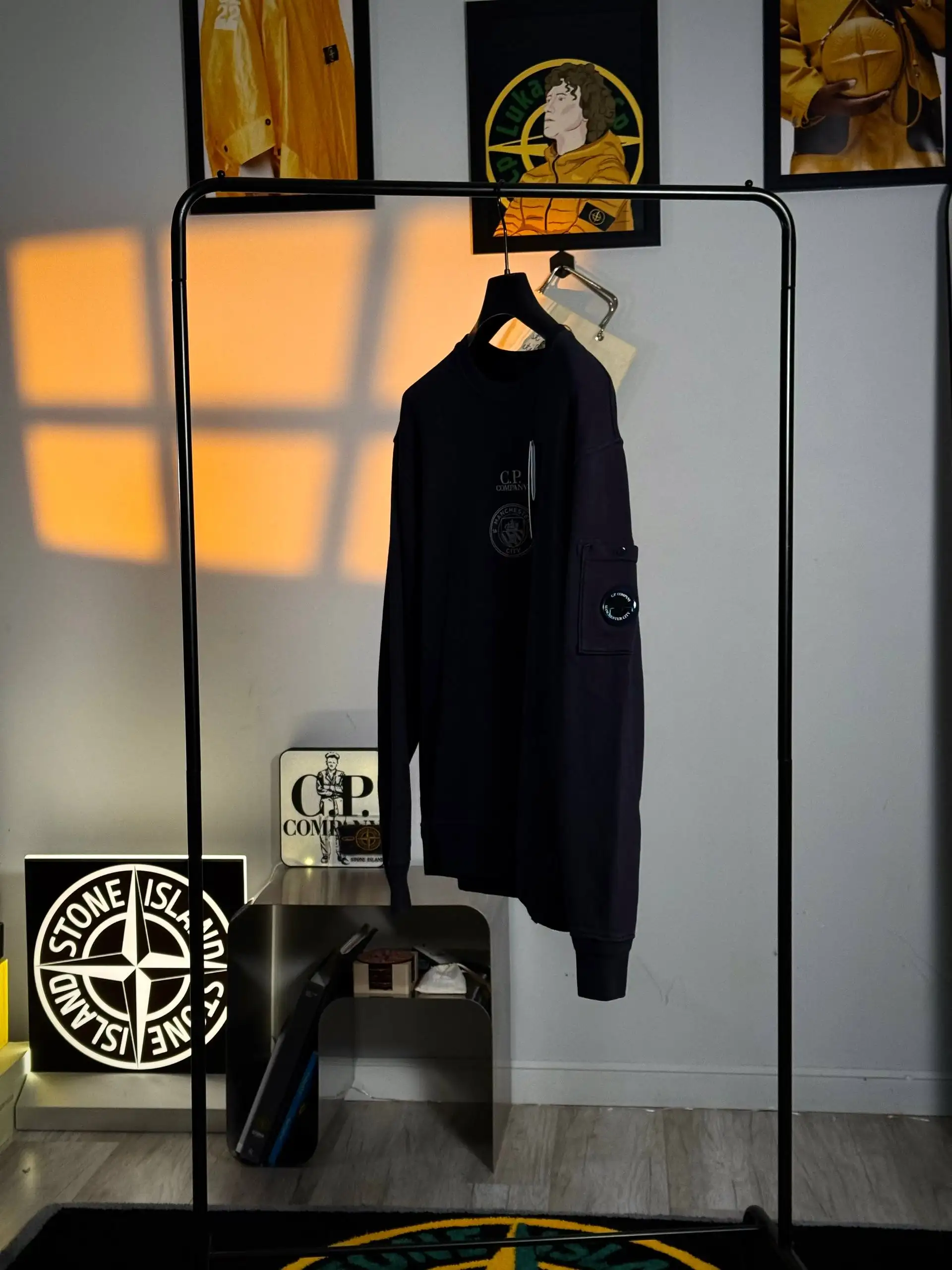 C.P. Company x Manchester City Team Sweatshirts - Мужская одежда (Одежда) в Санкт-Петербург