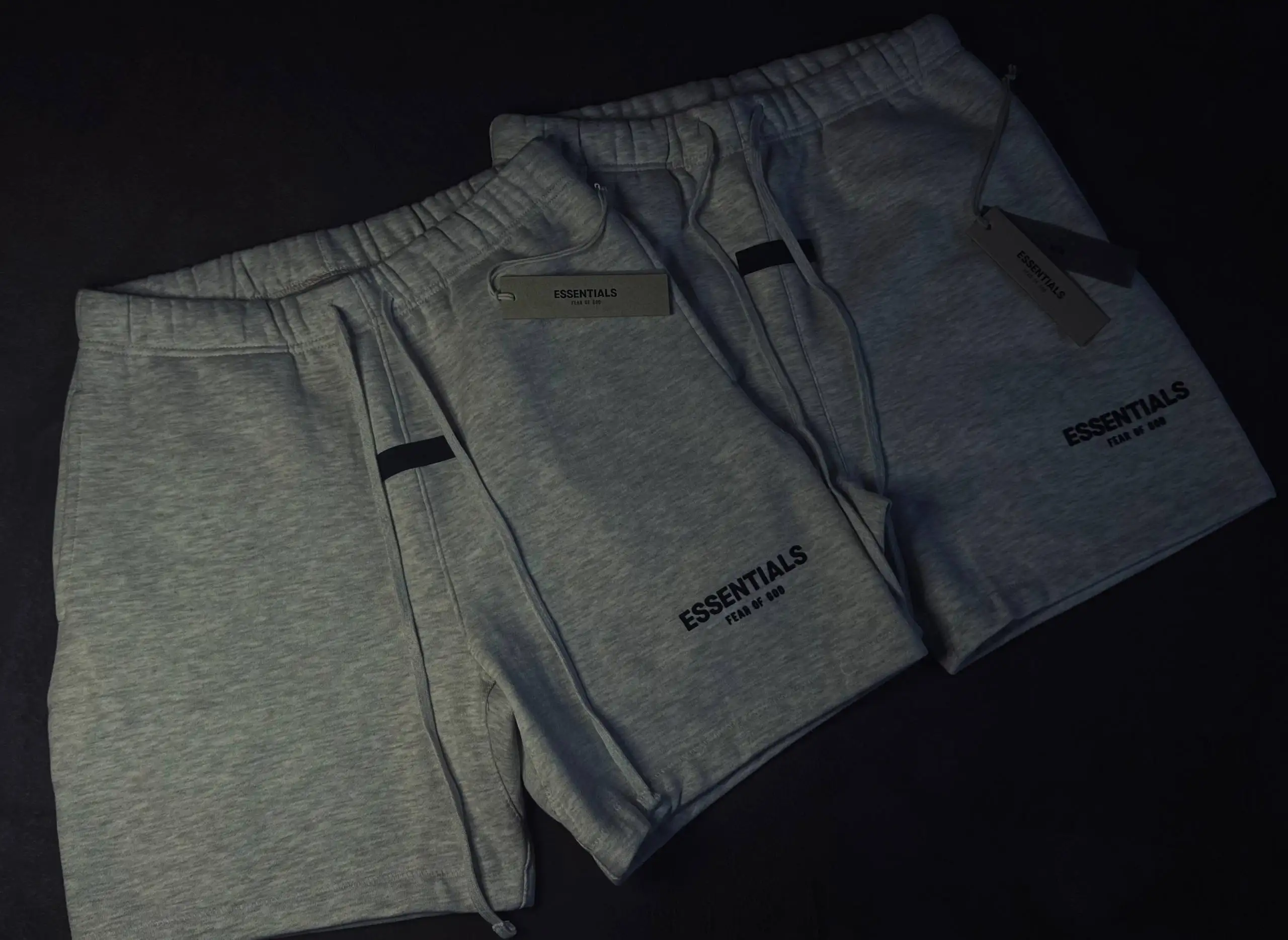 Шорты Essentials fear of god, серые, M/L - Шорты в Астрахань