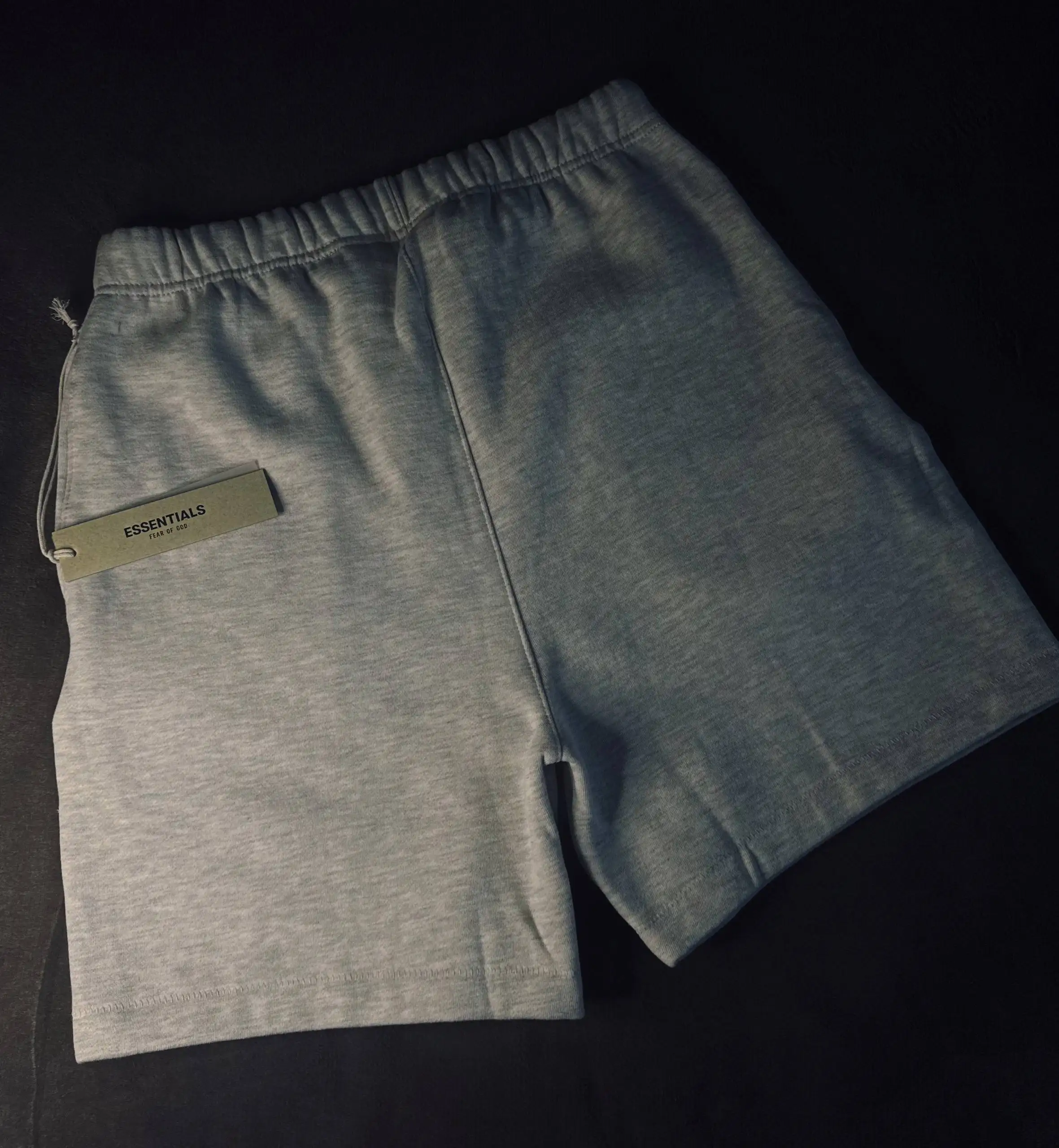 Шорты Essentials fear of god, серые, M/L - Шорты (Одежда) в Астрахань