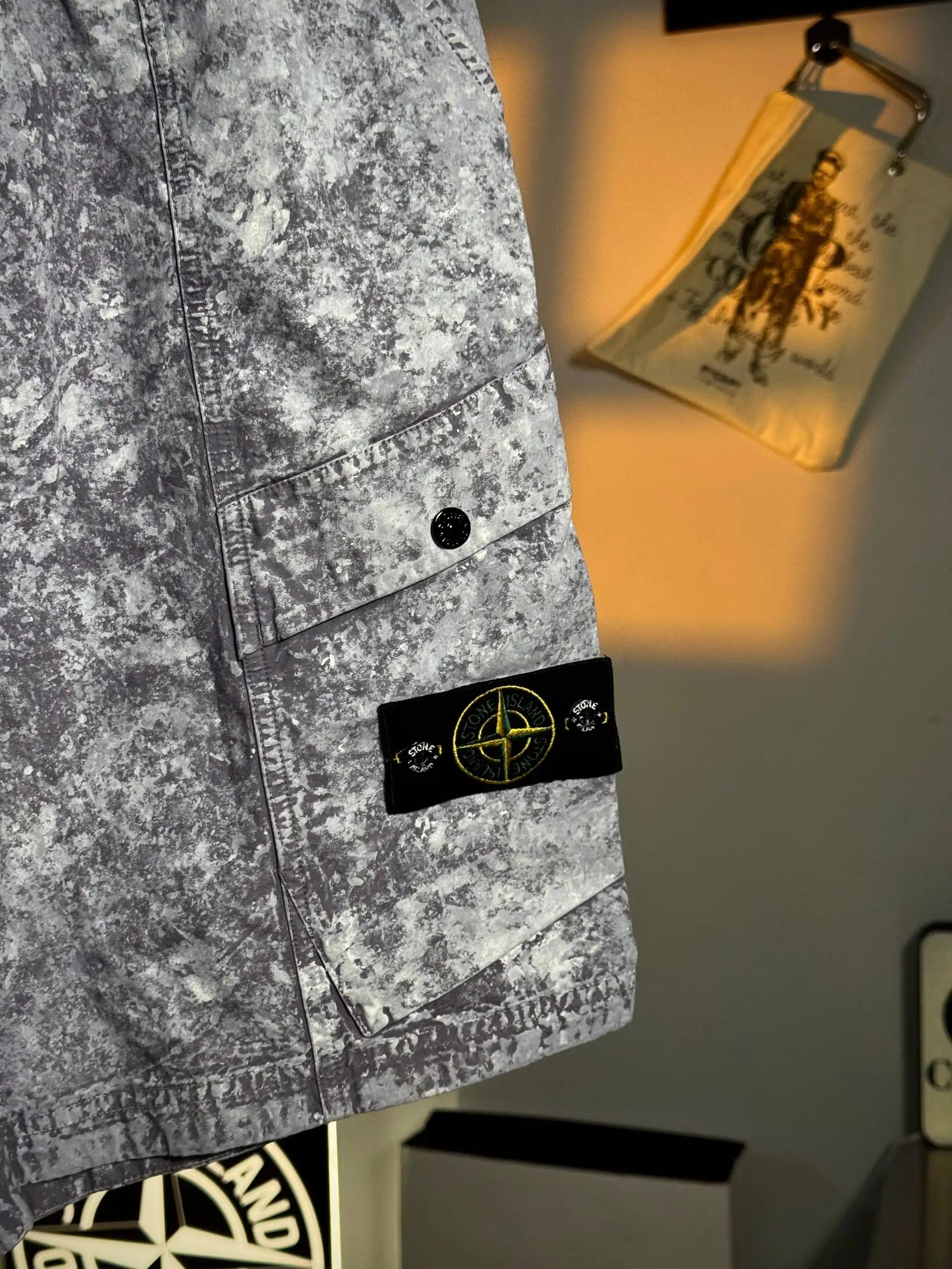 Stone Island White Pigment On Tela Paracadute Stretch-TC - Одежда в Санкт-Петербург