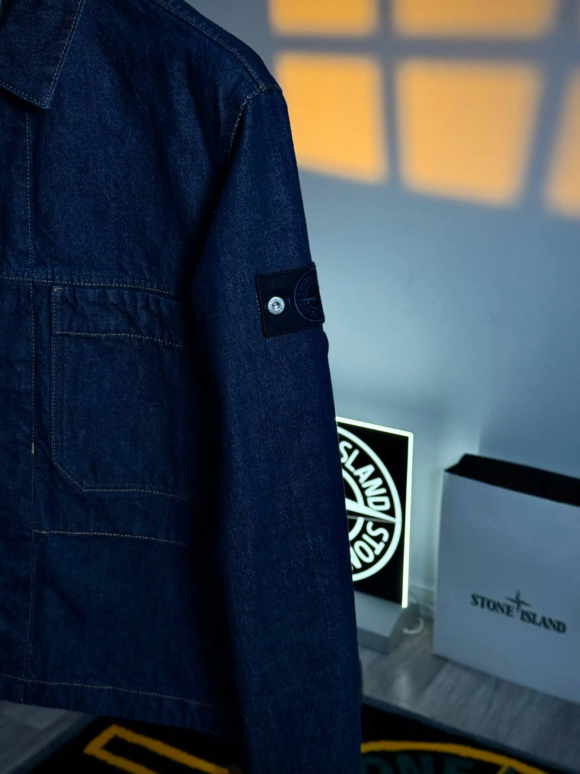 Stone Island Indigo Denim-Rinsed Jacket - Куртки (Одежда) в Астрахань