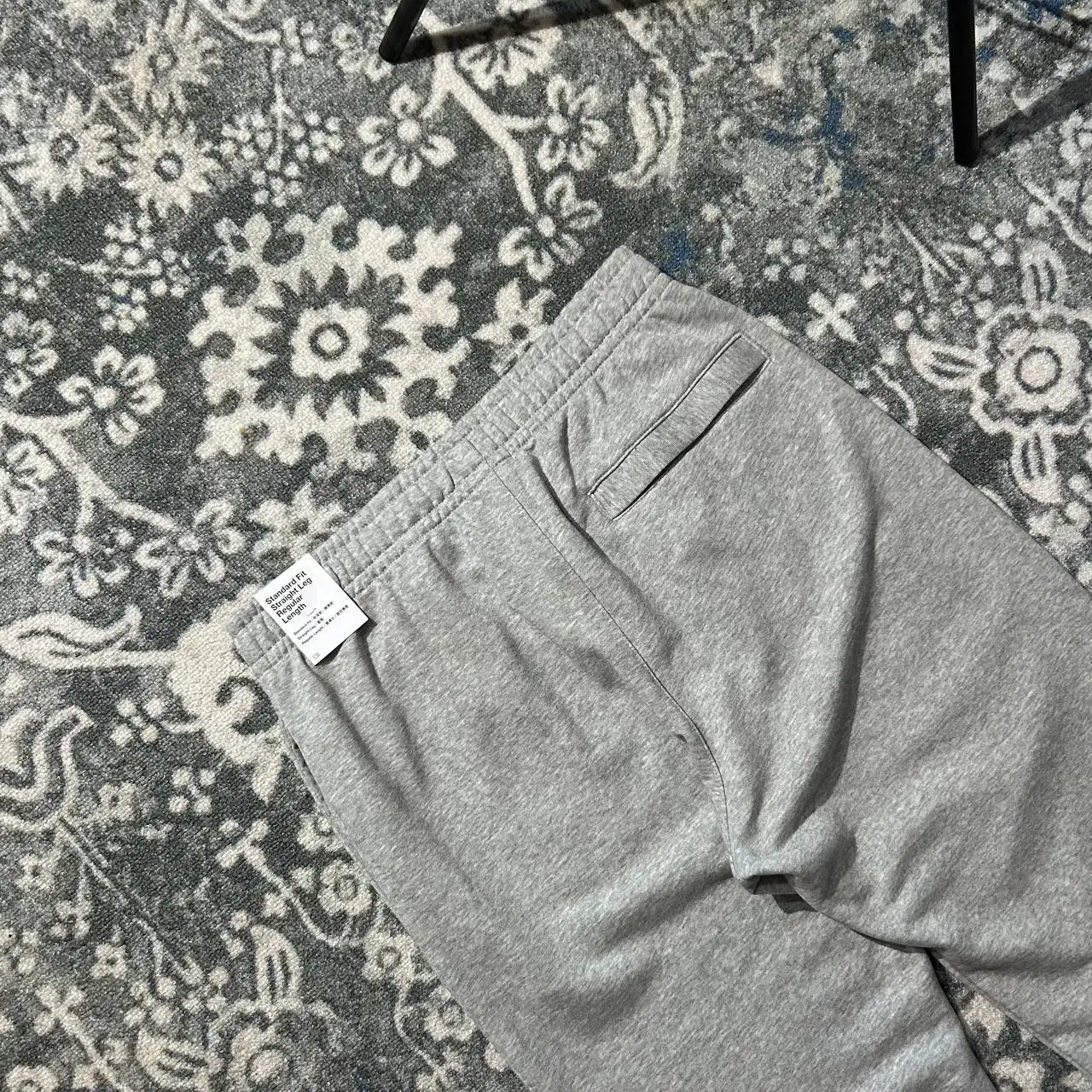 Спортивные штаны Nike Standard Fit Straight Leg - Спортивная одежда (Одежда) в Астрахань