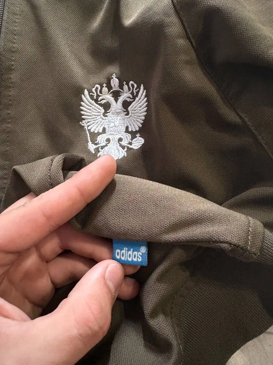 Продам джинсы Dickies и зип Adidas - Мужская одежда (Одежда) в Астрахань