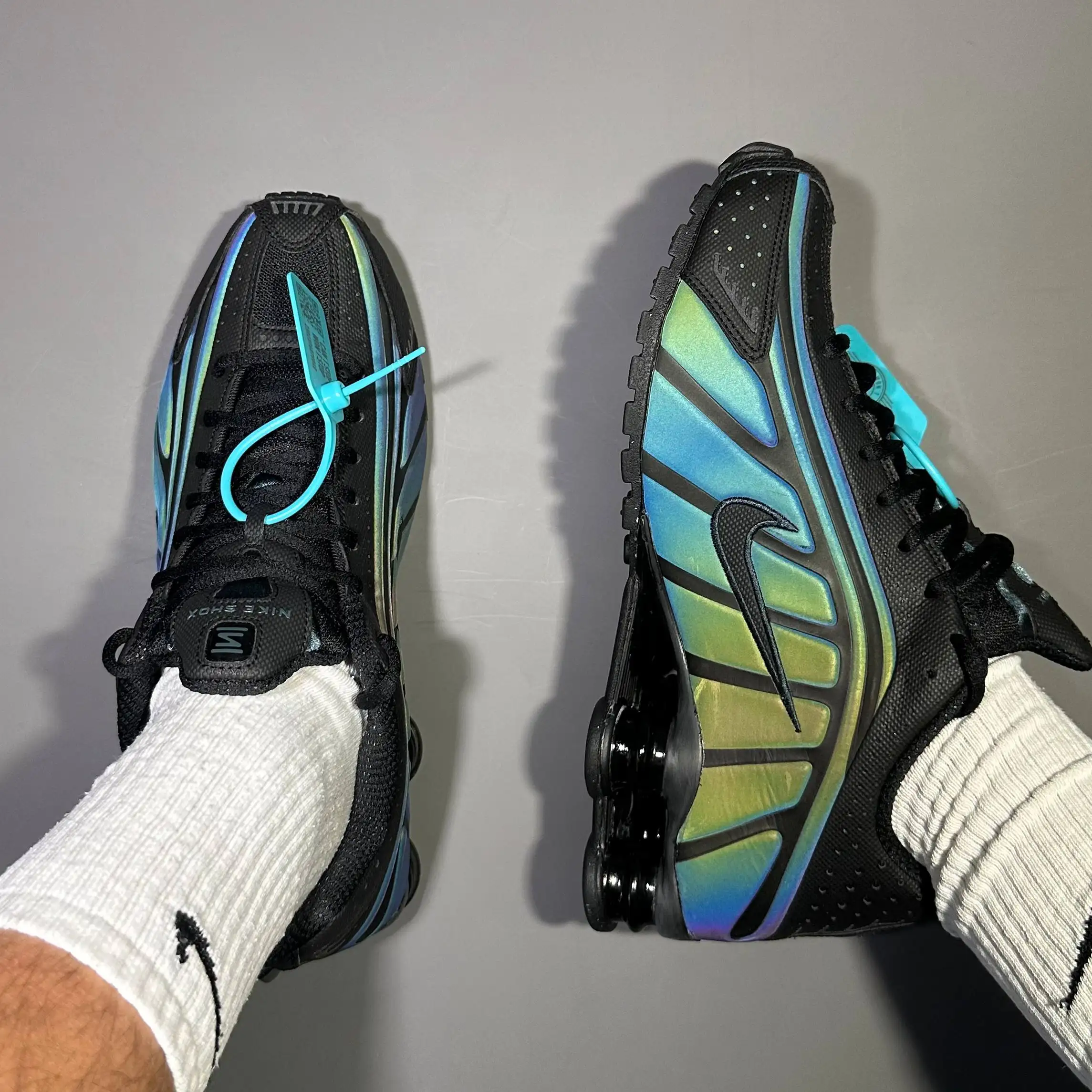 NIKE SHOX R4 оригинал - Обувь (Одежда) в Астрахань