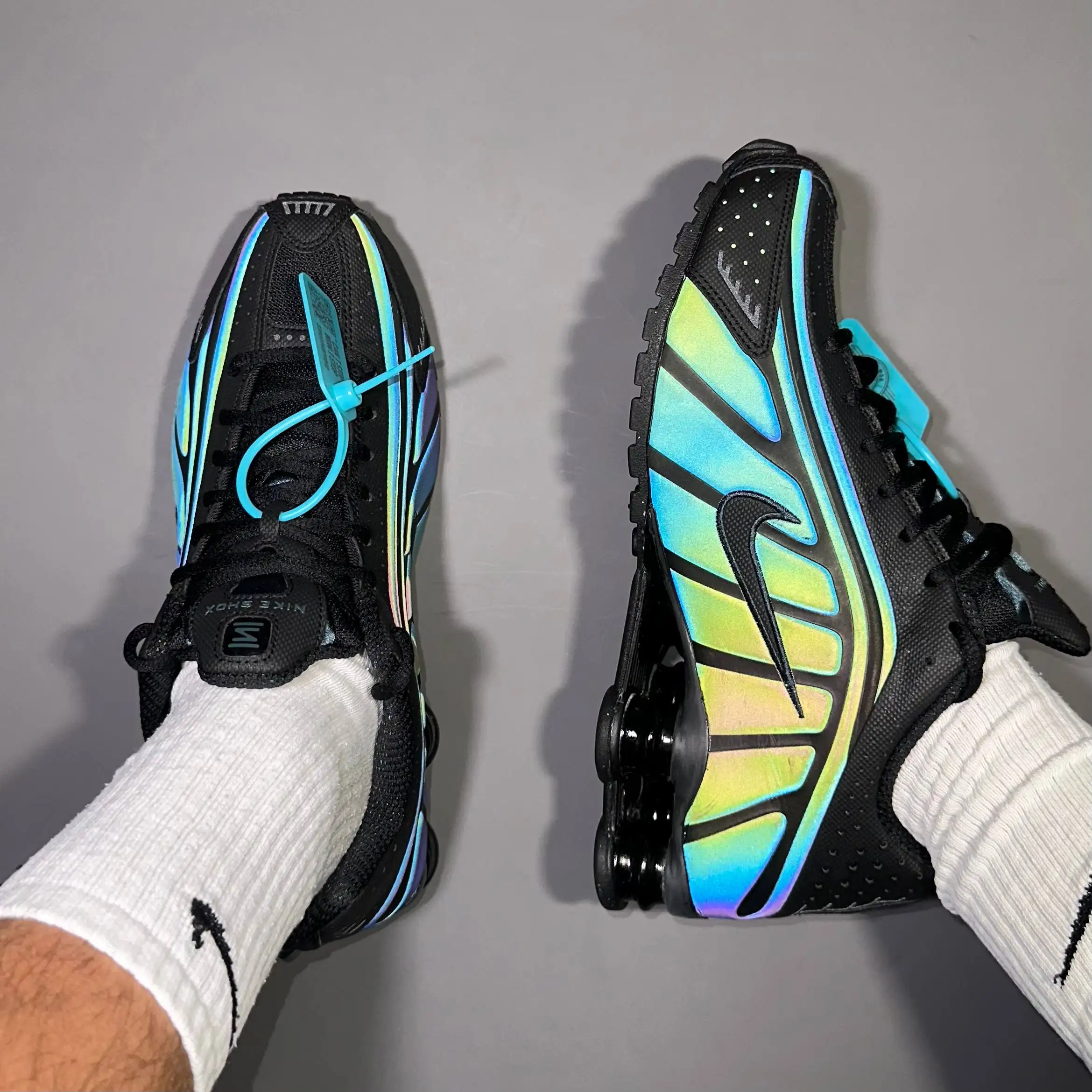 NIKE SHOX R4 оригинал - Обувь (Одежда) в Астрахань
