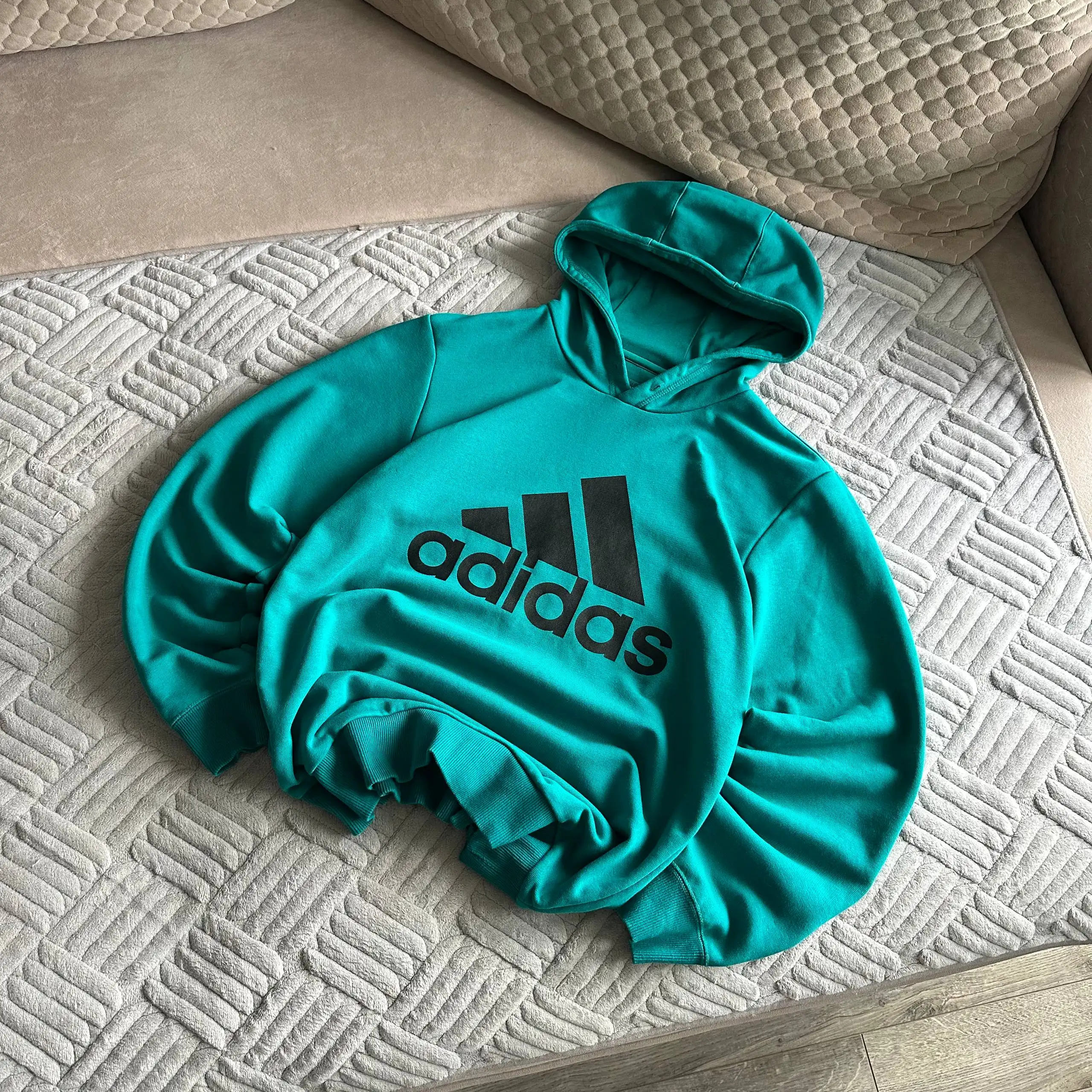 Худи Adidas Essentials - Верхняя одежда (Одежда) в Астрахань
