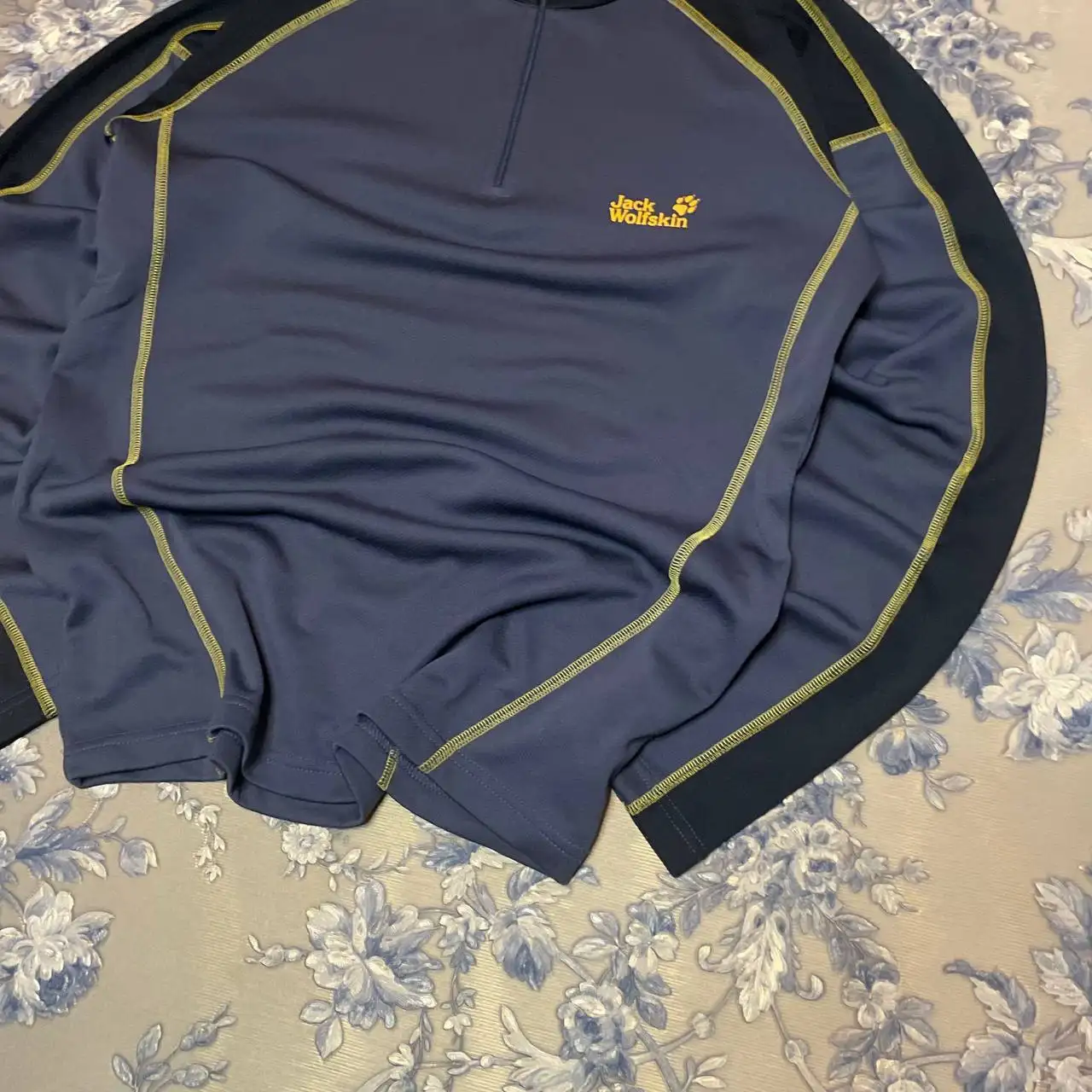 Свитшот Jack Wolfskin размер 50 (L) - Верхняя одежда (Одежда) в Нижний Новгород