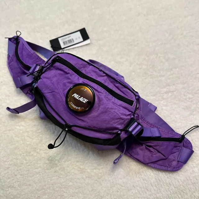 CP Company x Palace Garment Dyed Nylon B Lens Crossbody Bag 'Purple' - частное объявление в Астрахань