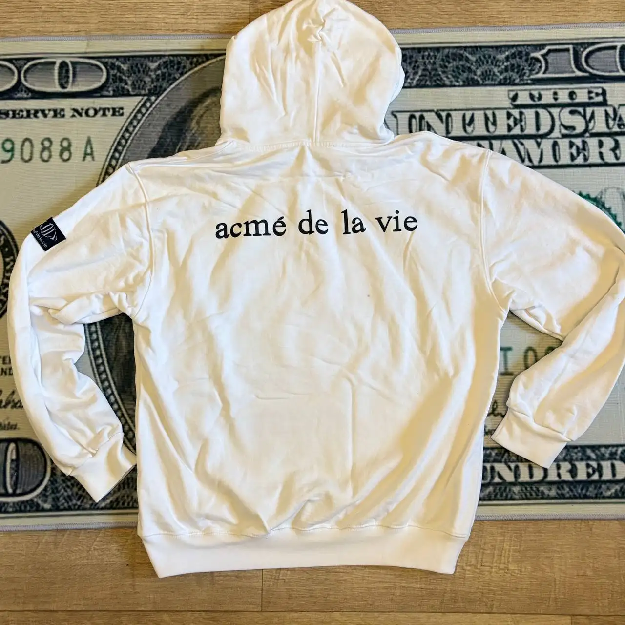 Продам Худи Acme de la vie оригинал, размер M - Худи/толстовки (Одежда) в Астрахань