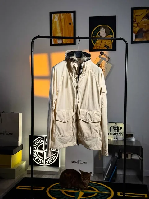 Новая куртка C.P. Company KNJ Explorer Google Jacket, размер L - частное объявление в Питер