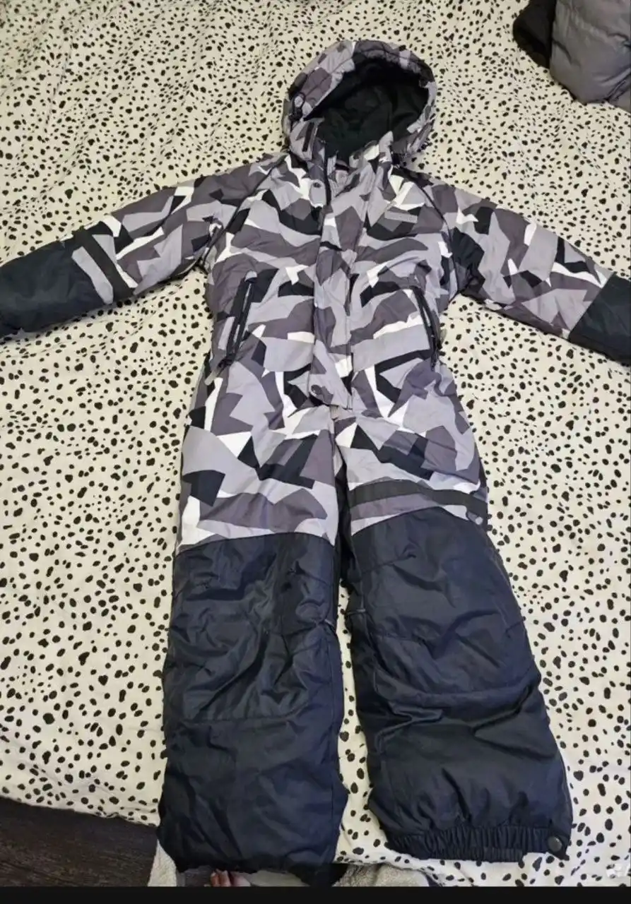 Почти новый мало носил ребенок - частное объявление в Новосибирск