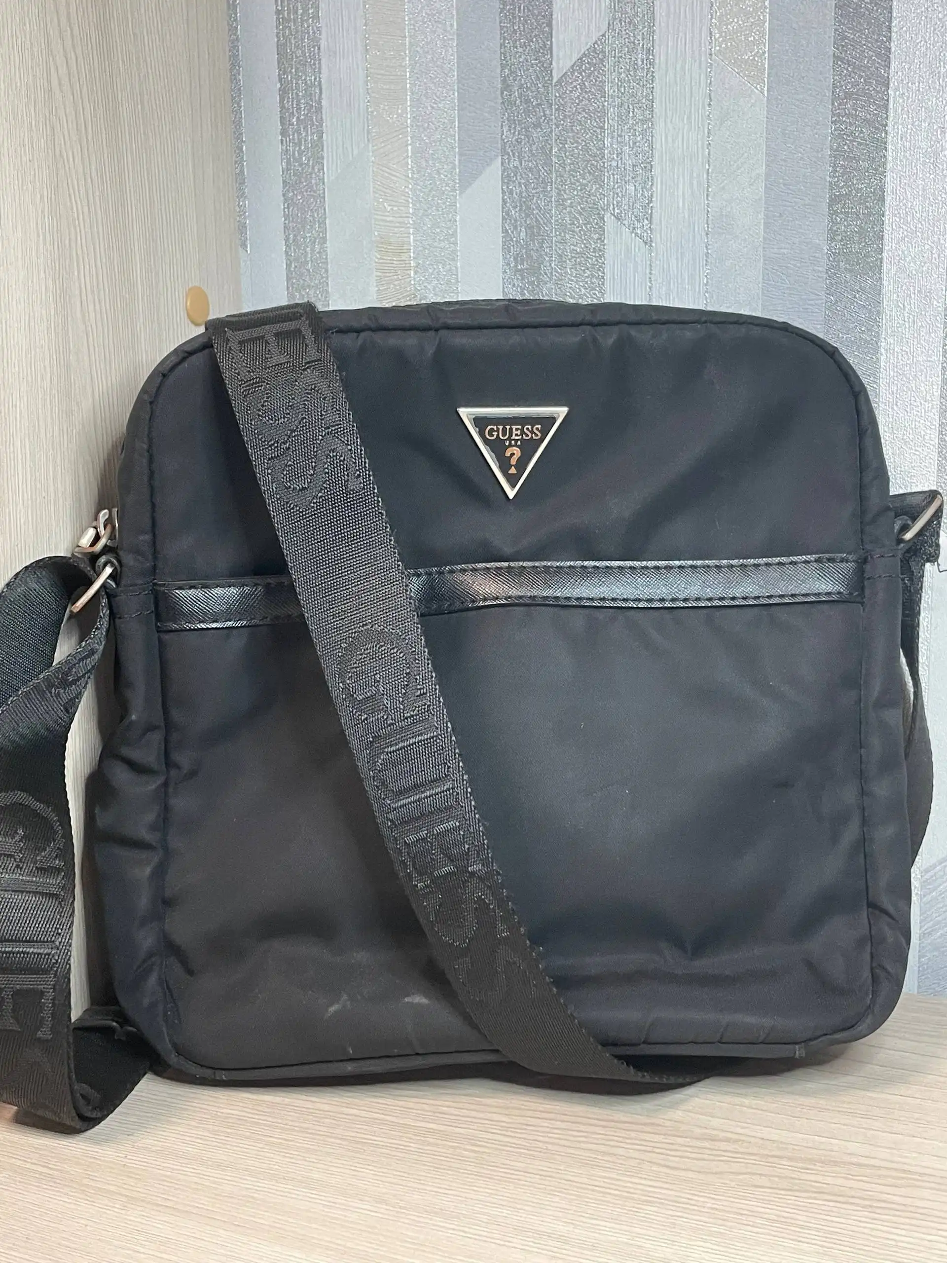 Продажа брендовой одежды и обуви