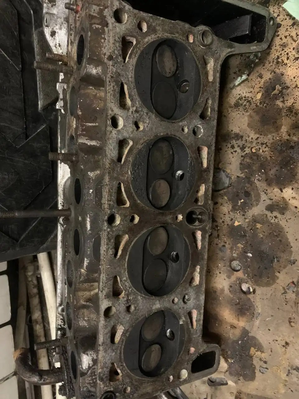 Продам ГБЦ и распредвал на ВАЗ