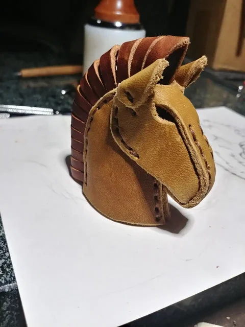 Ручной шов из натуральной кожи для Нового 2026 года - Хобби и отдых в Новосибирск