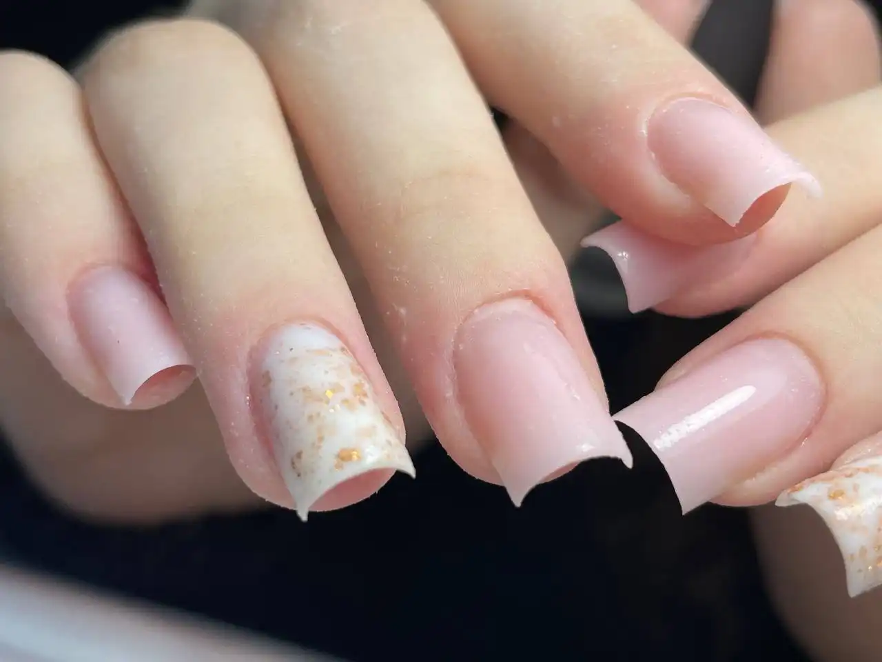 Маникюр с покрытием и укреплением