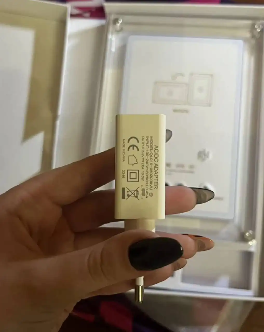 Продам новую цифровую фоторамку Wildlove