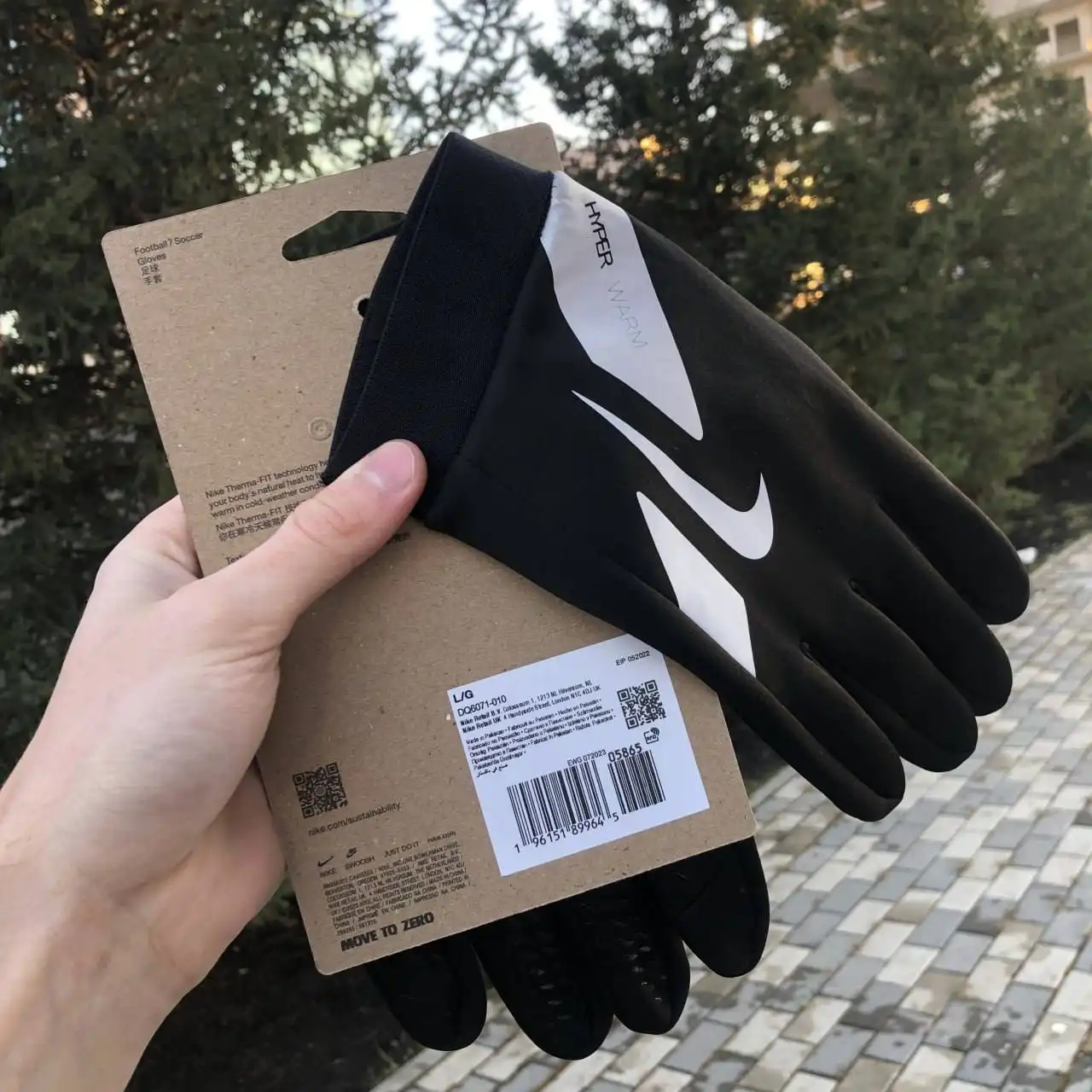 Перчатки Nike в Новосибирске