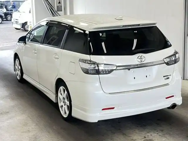 Toyota Wish X 2012 года