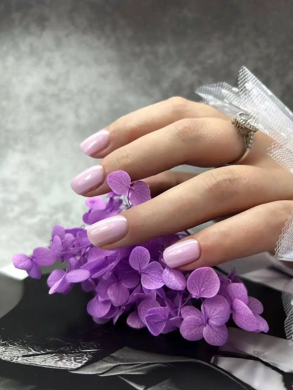 Маникюр и педикюр