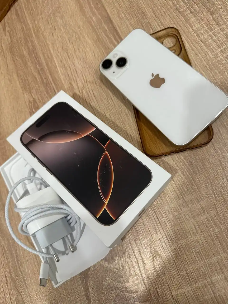 Продам iPhone 14 в отличном состоянии