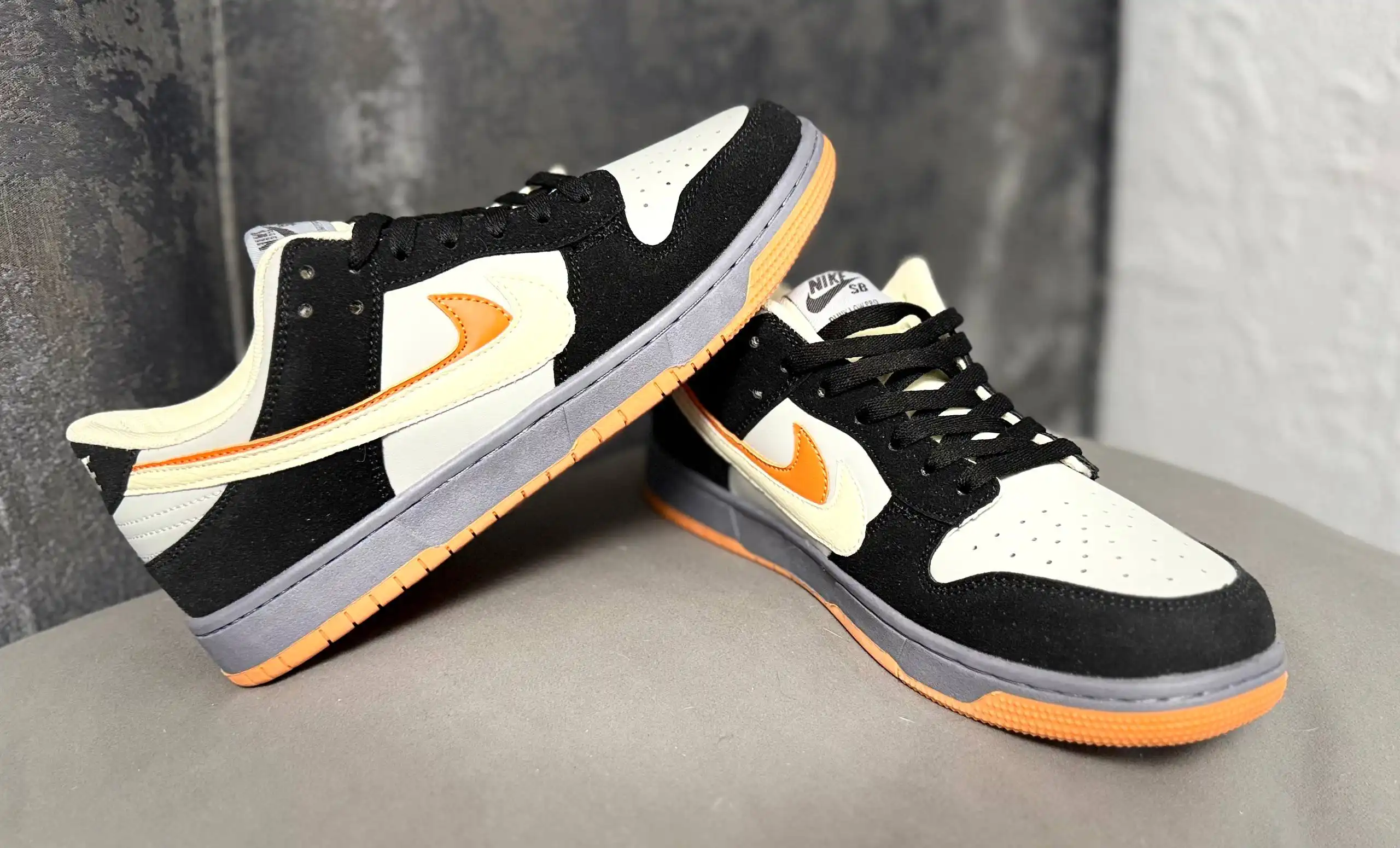 Новые кроссовки для активного образа жизни