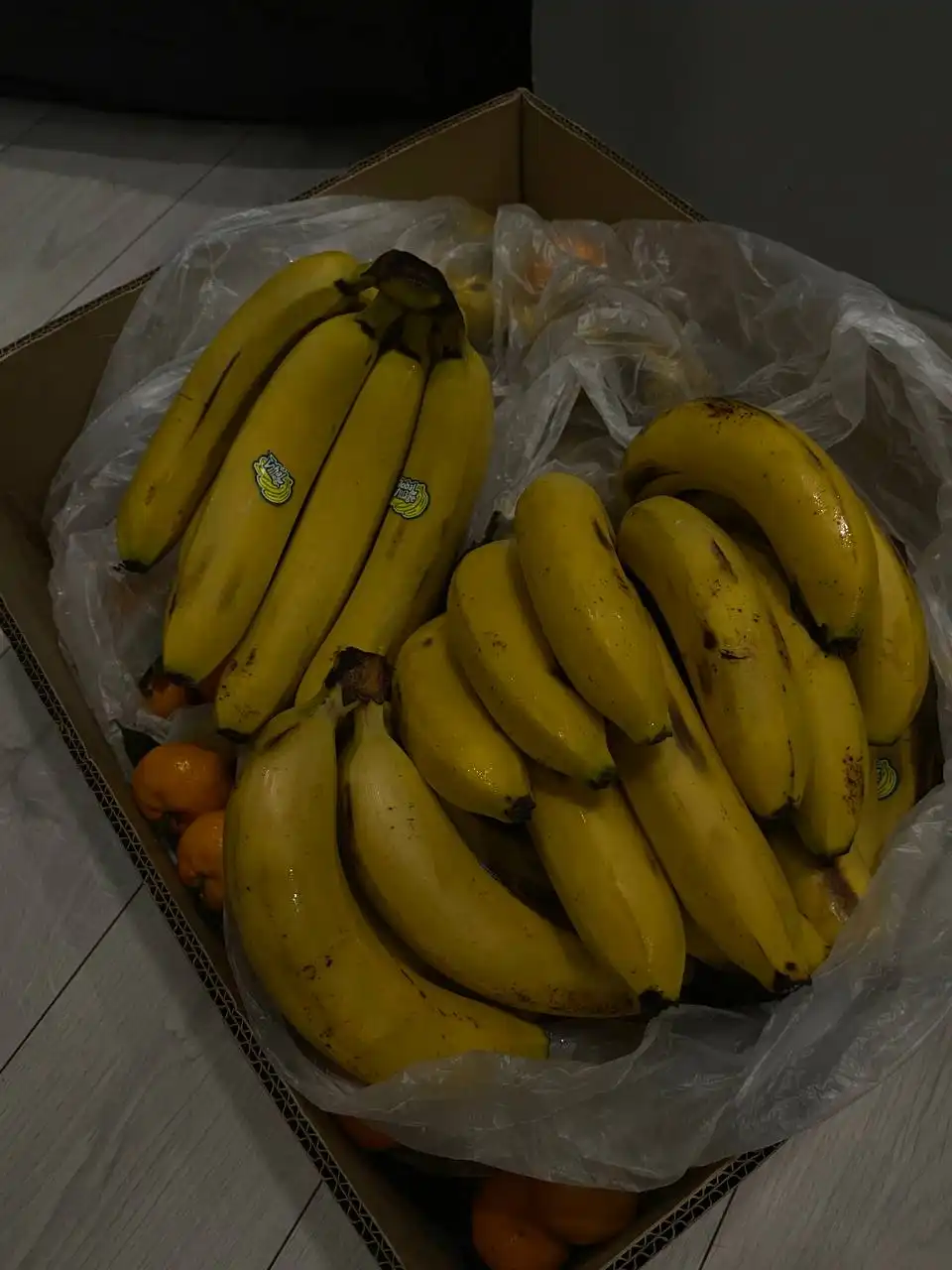 Продажа коробки 18-19 кг