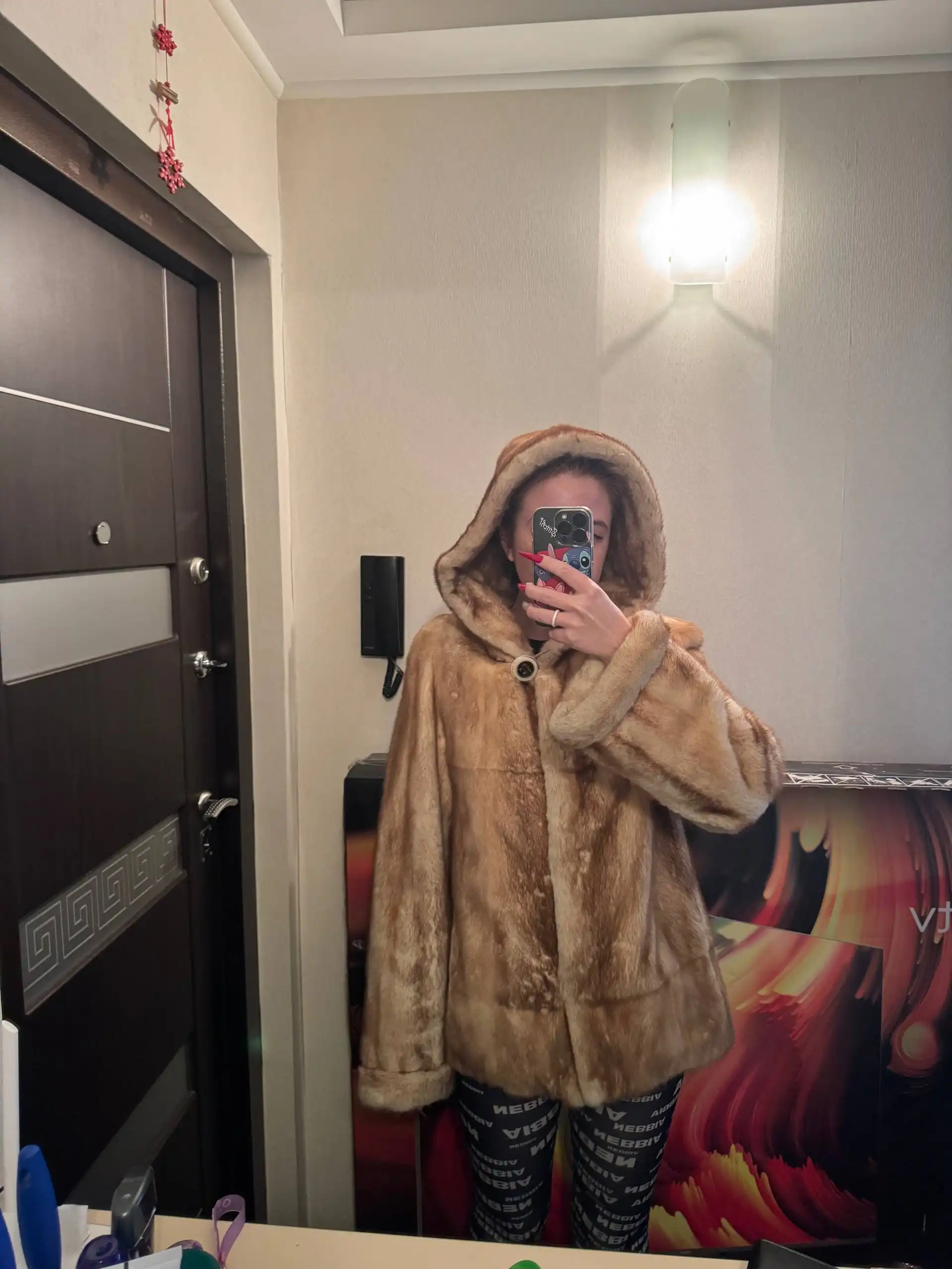 Продам зимнюю куртку и шубу лиса