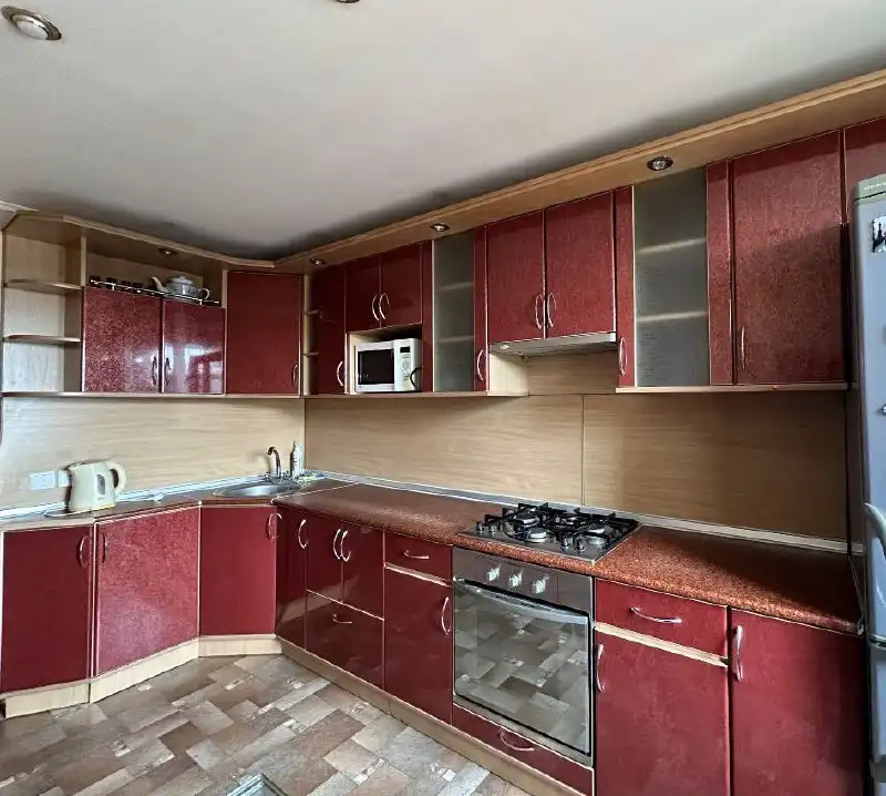 Сдам 2-х комнатную квартиру в центре