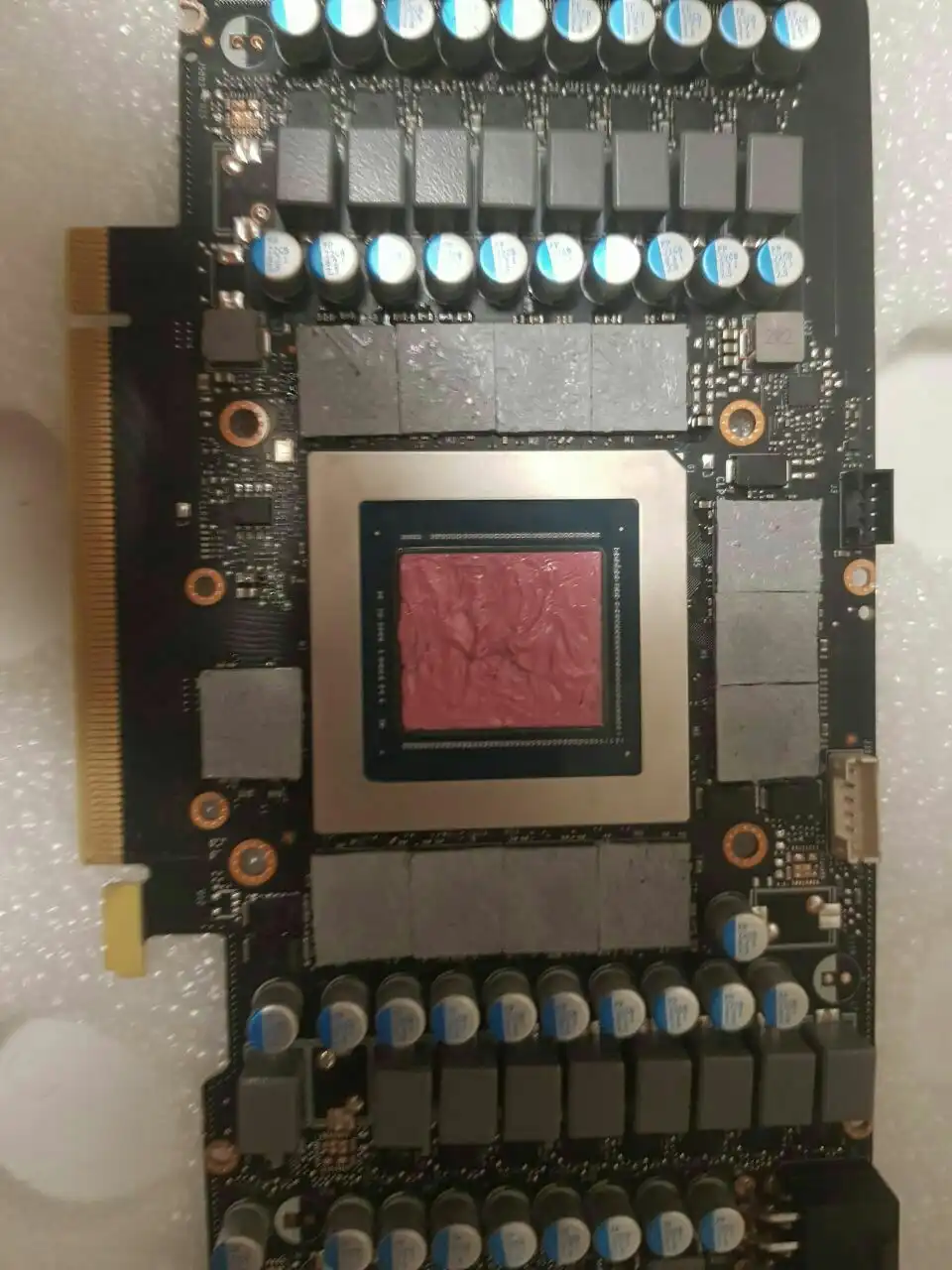 Установка графитовых термопрокладок и замена термопасты Grizzly Kryonaut Extreme