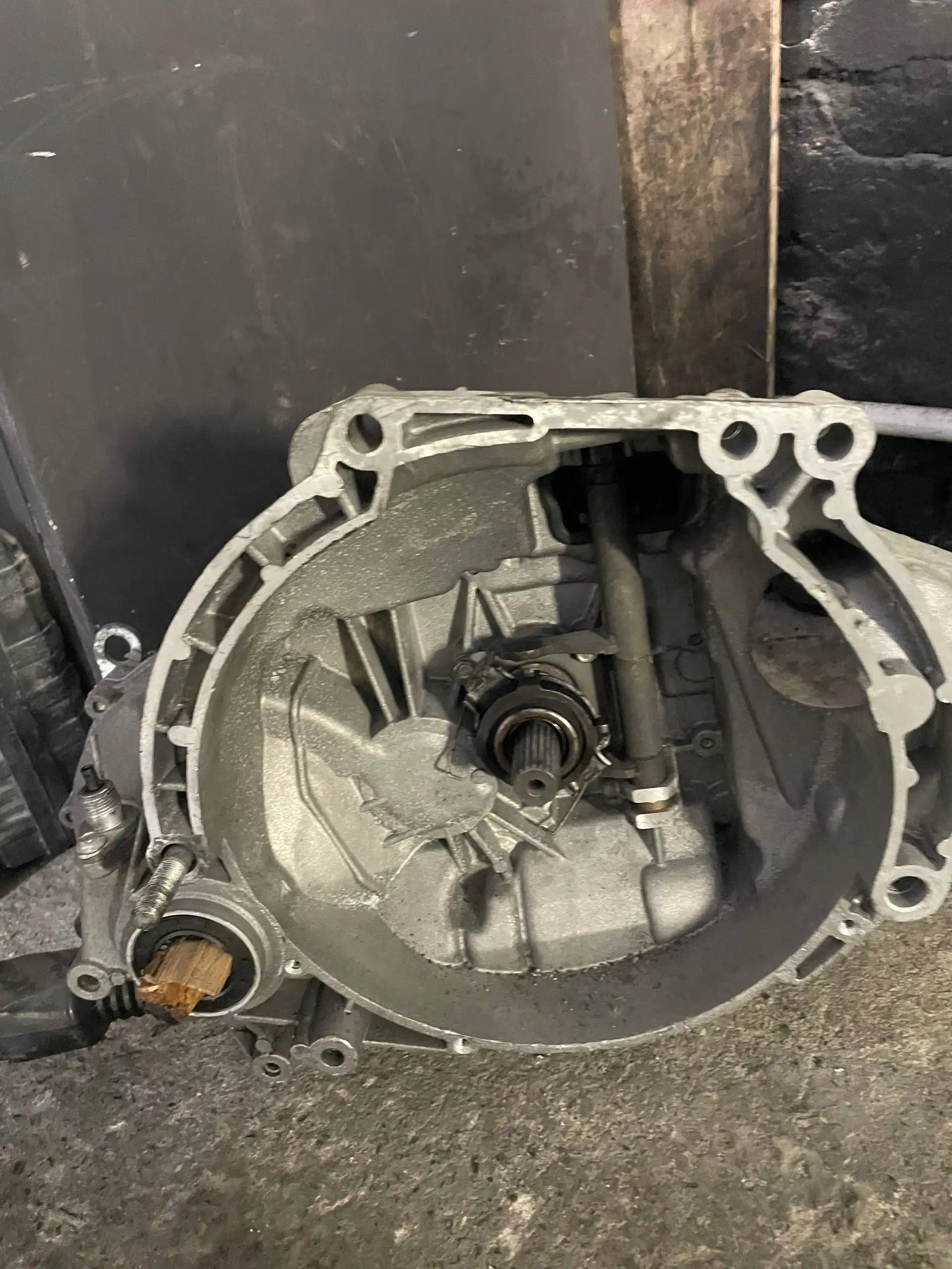 Продам МКПП ВАЗ 2109, 2114 новая