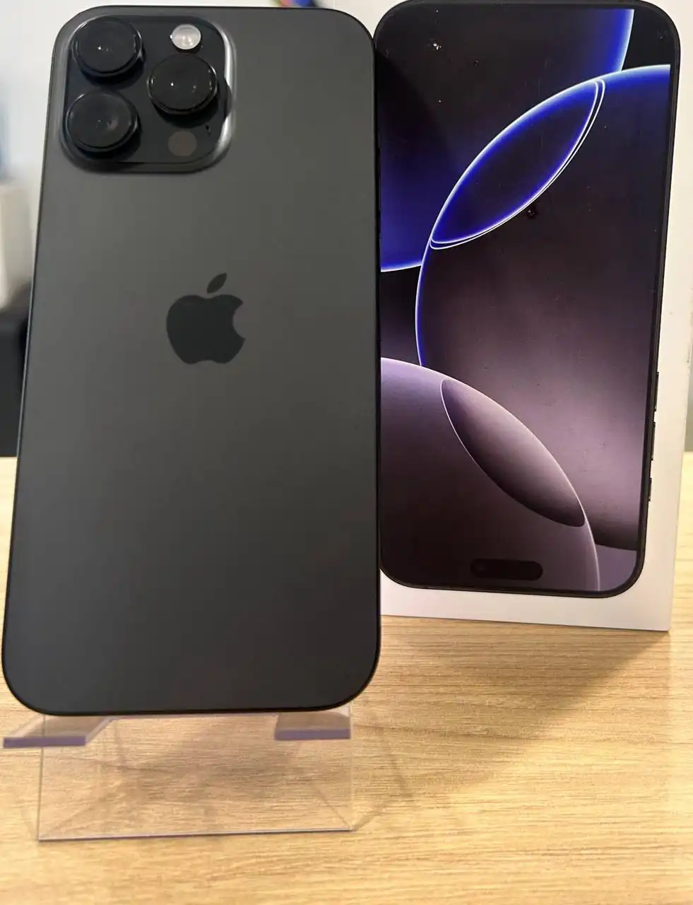 iPhone 16 Pro Max 256GB Black в идеальном состоянии