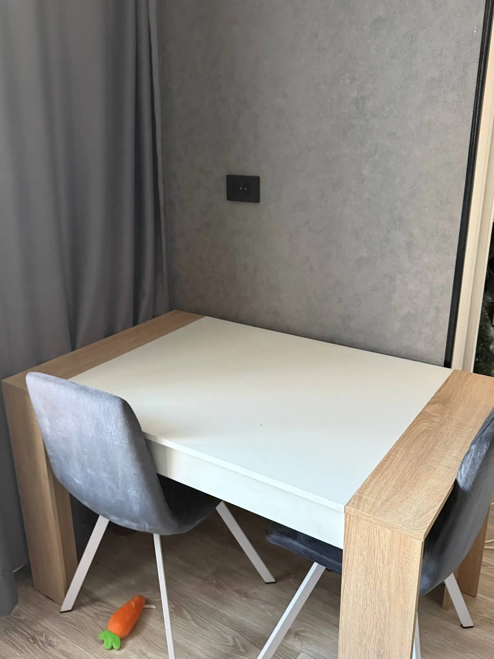 Продажа кухонного стола с дефектом