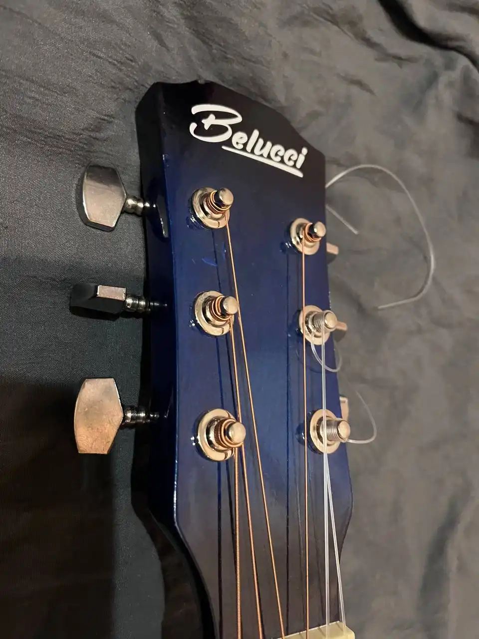 Продам гитару