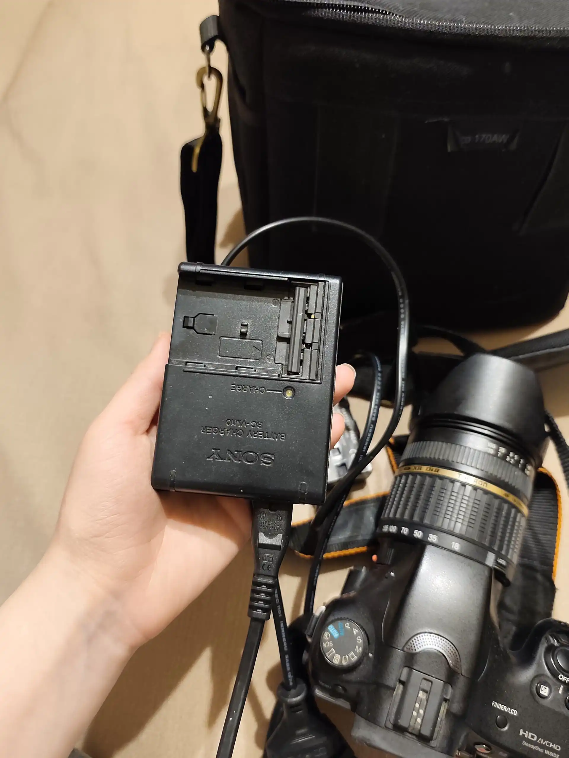 Фотоаппарат Sony a65 с объективом Tamron 18-200mm