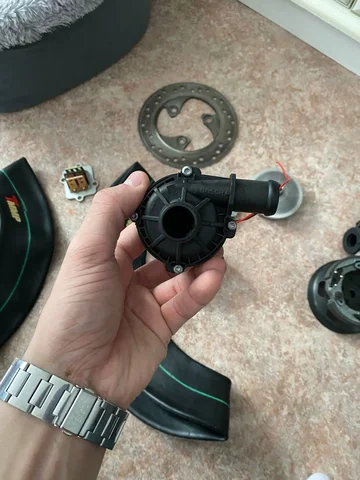 Продажа б/у стола и стула в Новосибирске - Барахолка в Новосибирск