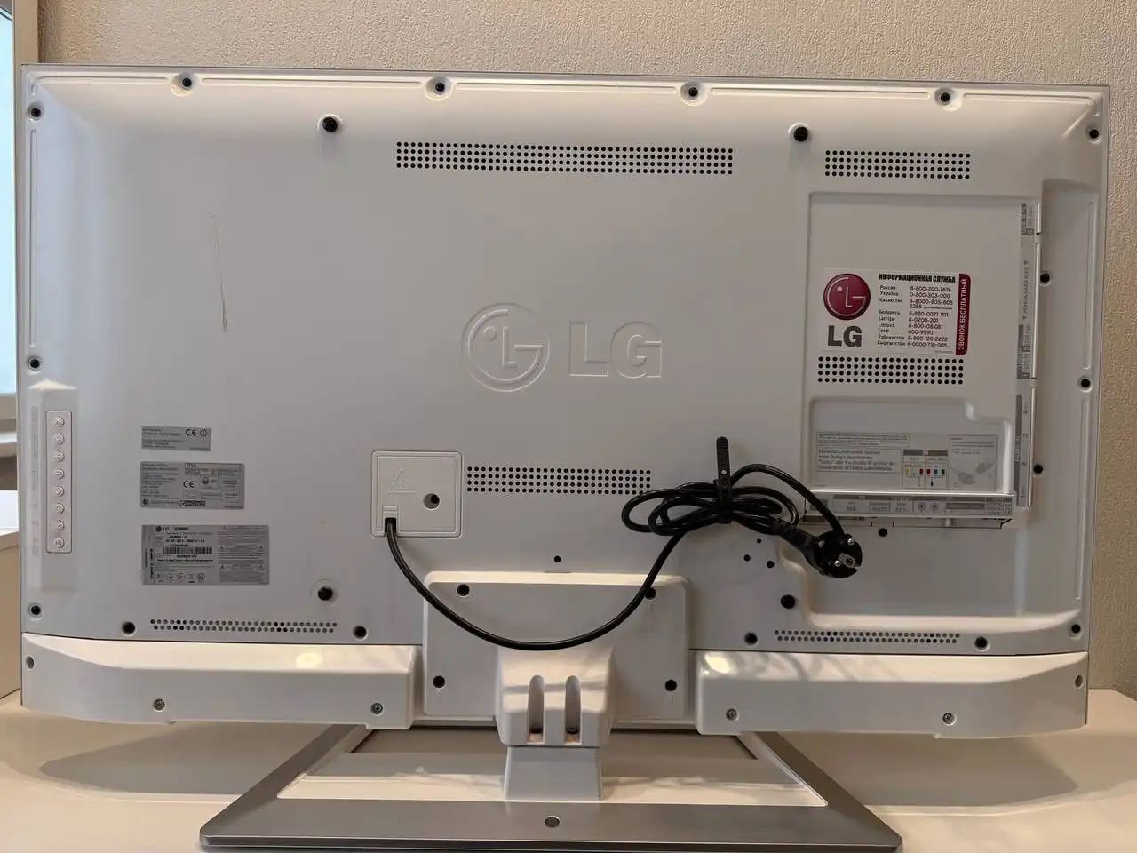 Телевизор LG 42LM669T Cinema 3D Smart TV 42 дюйма