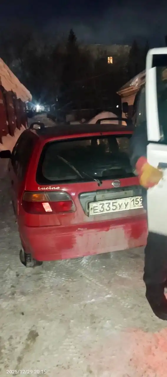 Продам Ниссан на разбор