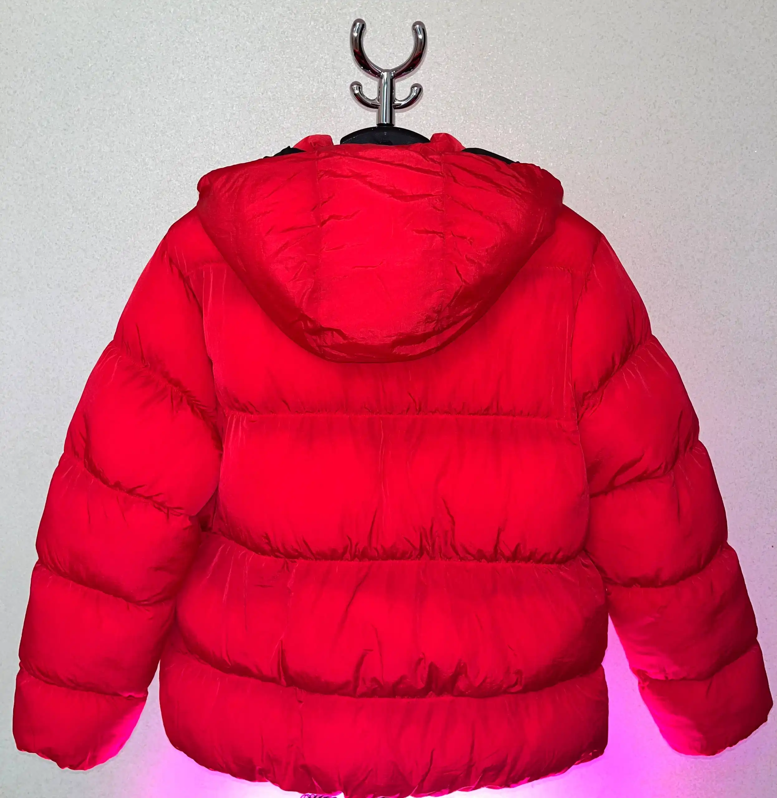 Пуховик Jordan essential б/у