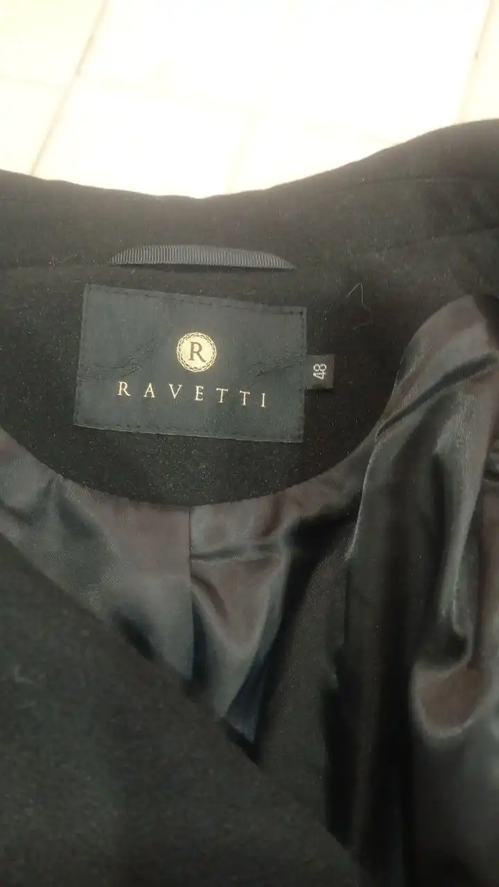 Пальто Ravetti 48 размер новое с бирками