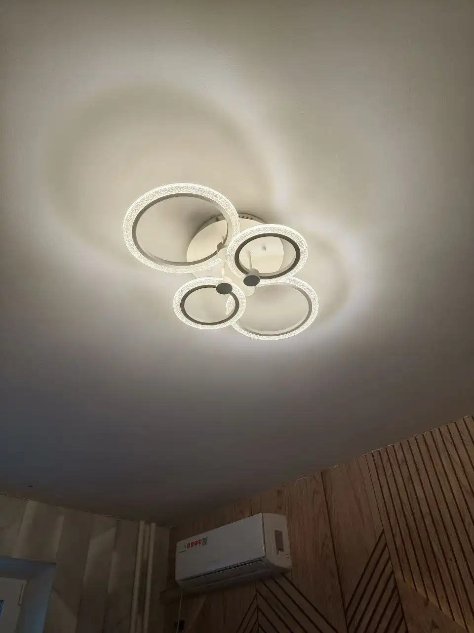 Продажа мебели и предметов интерьера