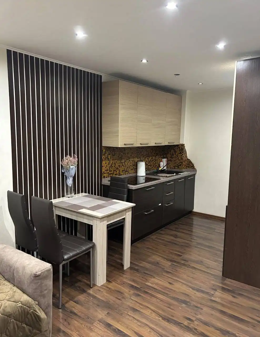 Сдам студию у метро Студенческая - Аренда (Недвижимость) в Новосибирск