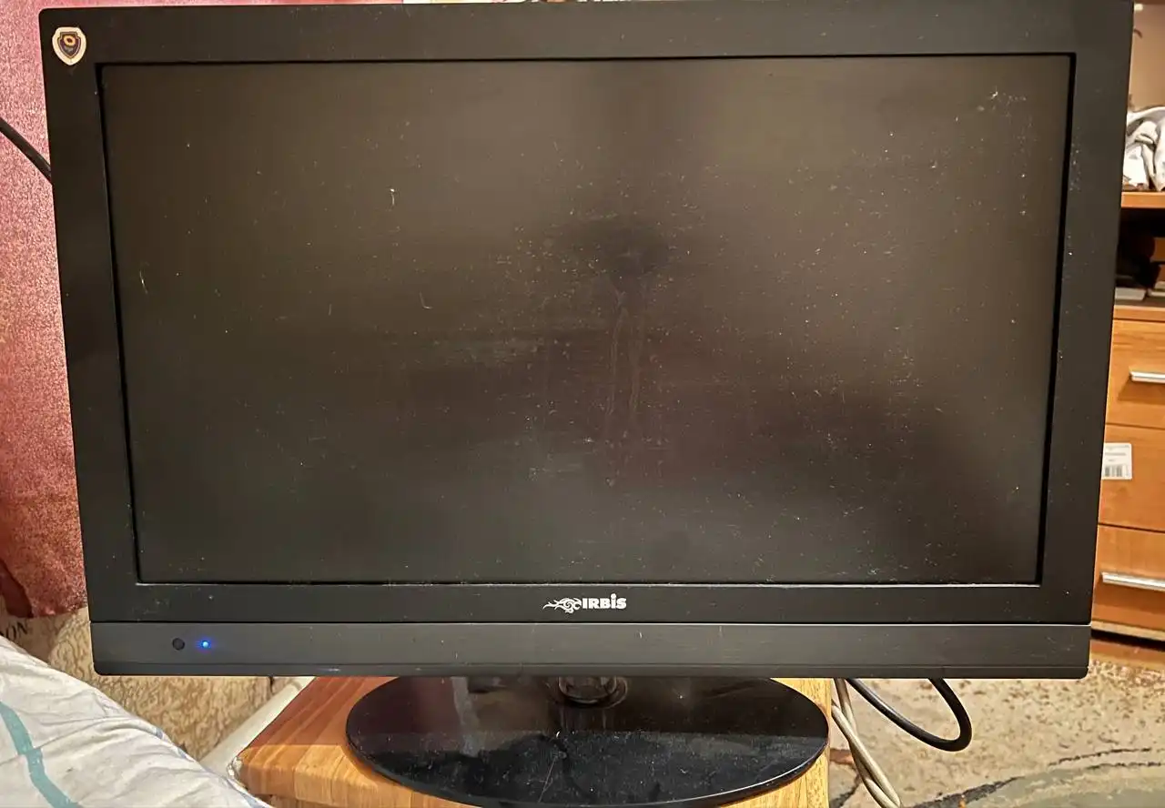 Продам телевизор с проводом под компьютер - Телевизоры (Электроника) в Новосибирск