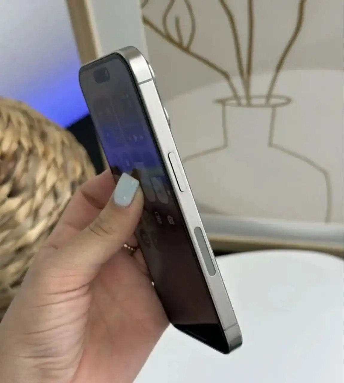 Продам iPhone 15 Pro 256 ГБ - Смартфоны и телефоны (Электроника) в Новосибирск