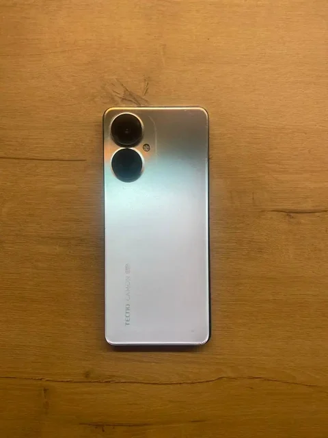 Tecno Camon 19 Pro с царапинами - Умные часы в Новосибирск
