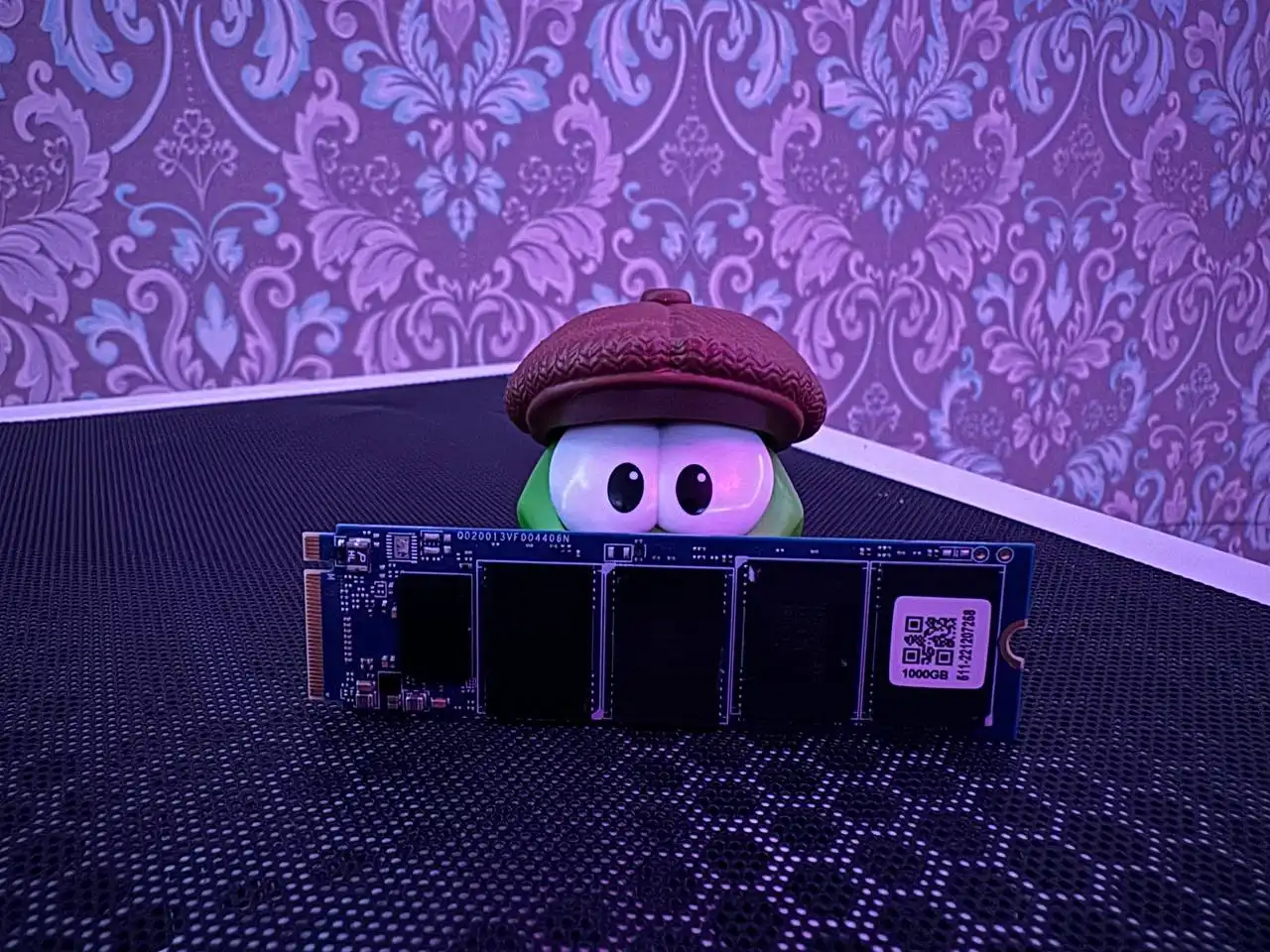 Твердотельный накопитель GIGABYTE SSD M2 1TB 2280 - Компьютерные комплектующие (Электроника) в Новосибирск