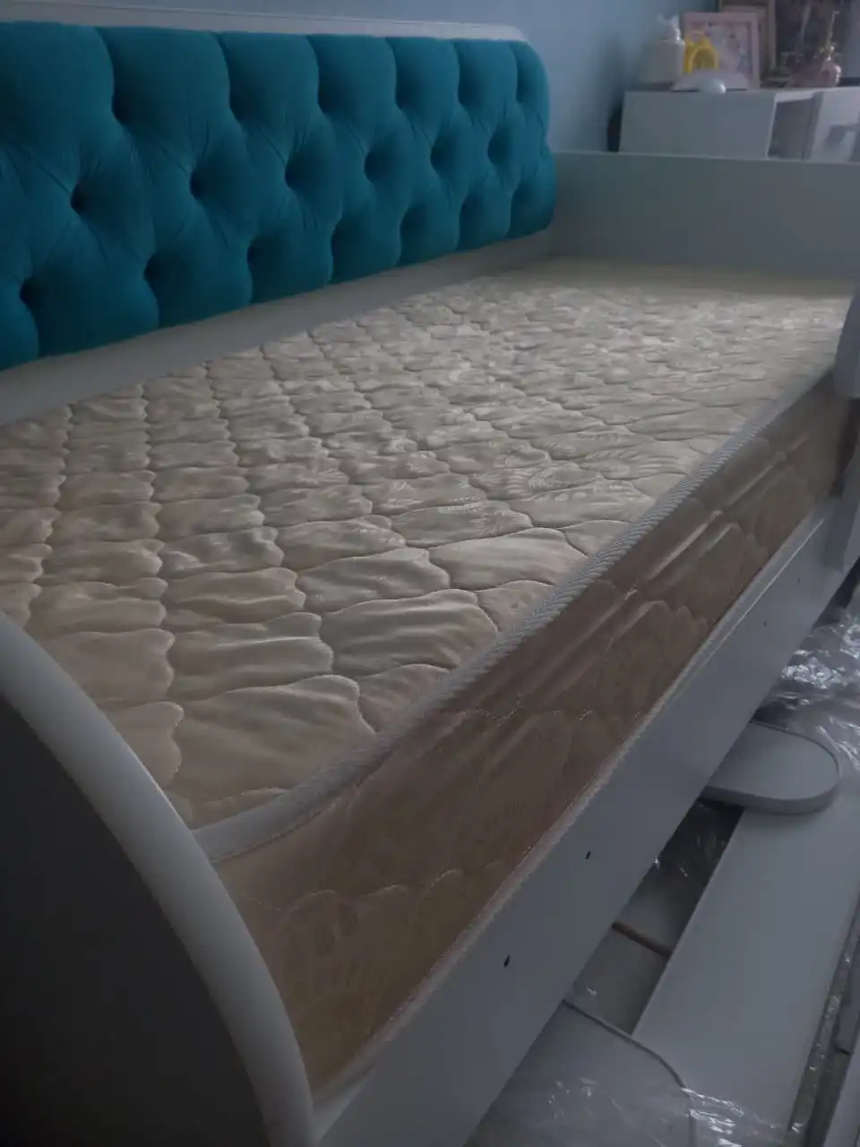 Продажа двух детских кроватей в отличном состоянии - Детская мебель (Товары для детей) в Новосибирск