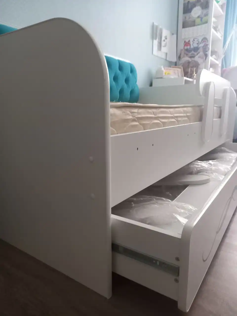 Продажа двух детских кроватей в отличном состоянии - Детская мебель (Товары для детей) в Новосибирск