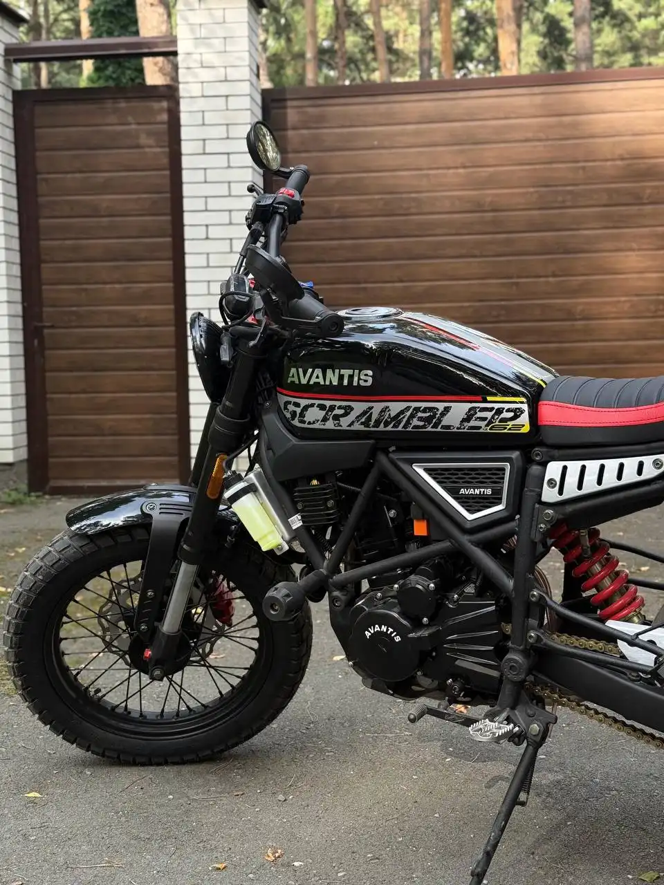 Продажа мотоцикла Avantis City Scrambler 300 - Мотоциклы (Авто) в Новосибирск