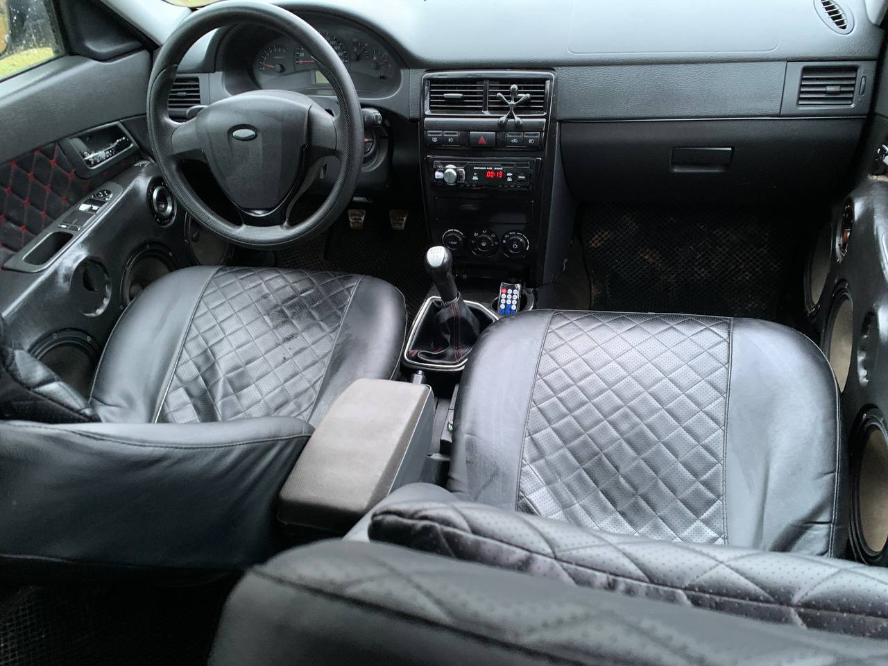 Продам автомобиль 2013 года